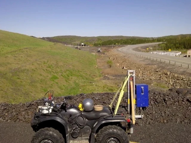 Seismic Tomography (Refraction/Reflection) for Site Characterization in Coquitlam